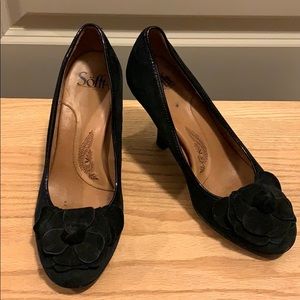Black suede Sofft heal